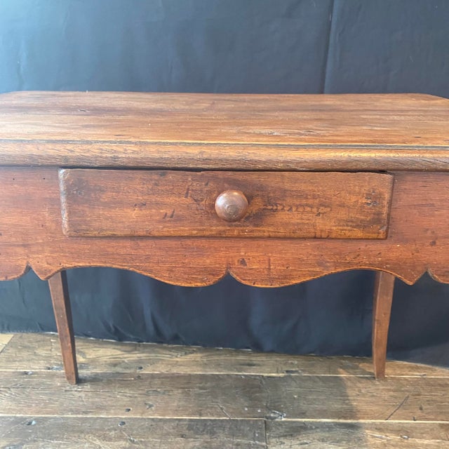 French Louis XV Walnut Side Table or Writing Desk For Sale - Image 15 of 15