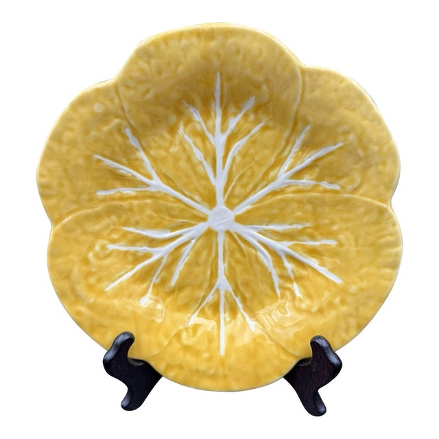 Vintage Bordallo Pinheiro Majolica Yellow Cabbage Leaf 9 1/4” Luncheon Plate For Sale