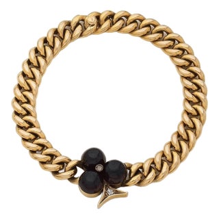 Vintage 18k Yellow Gold Chain Bracelet With Black Clover Motif and Round Old Cut Diamonds For Sale