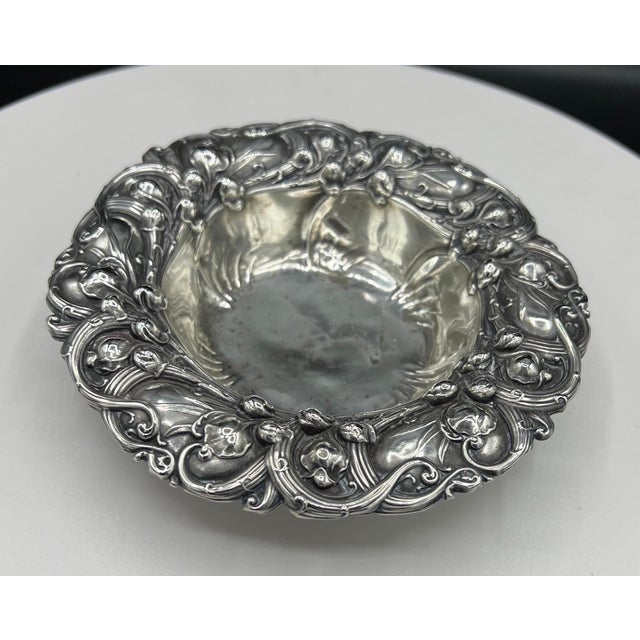 Silver Sterling Silver " Lilly of the Valley " Bon Bon Dish by Whiting Division For Sale - Image 8 of 12