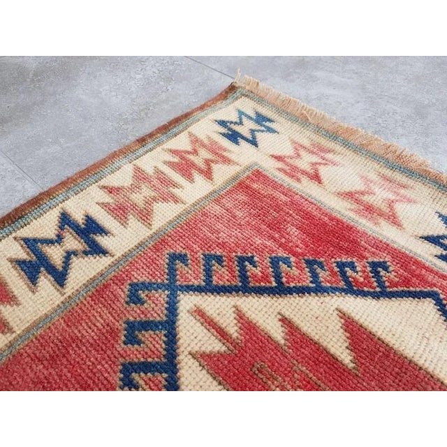 1960s Geometric Design Vintage Tribal Carpet For Sale - Image 6 of 9