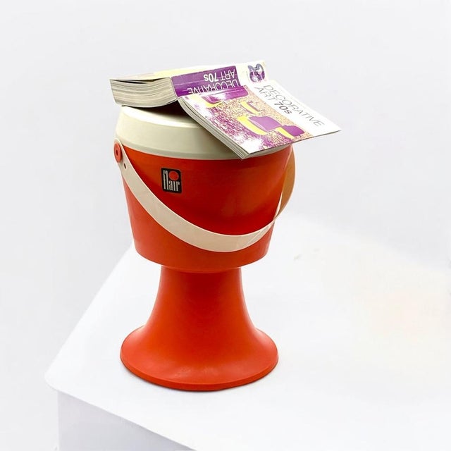 1970s Dutch Storage Stool in Orange Molded Plastic from Flair, 1970s For Sale - Image 5 of 12