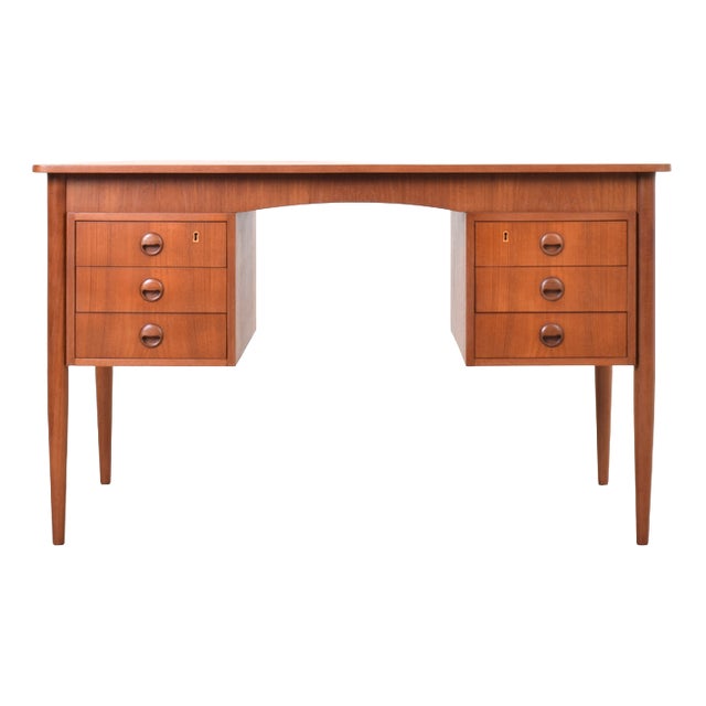 Mid-Century Modern Danish Teak Desk, 1960s For Sale