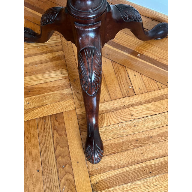 Brown 1980s Kindel Grand Rapids Chippendale Mahogany Piecrust Tilt-Top Tea Table For Sale - Image 8 of 9