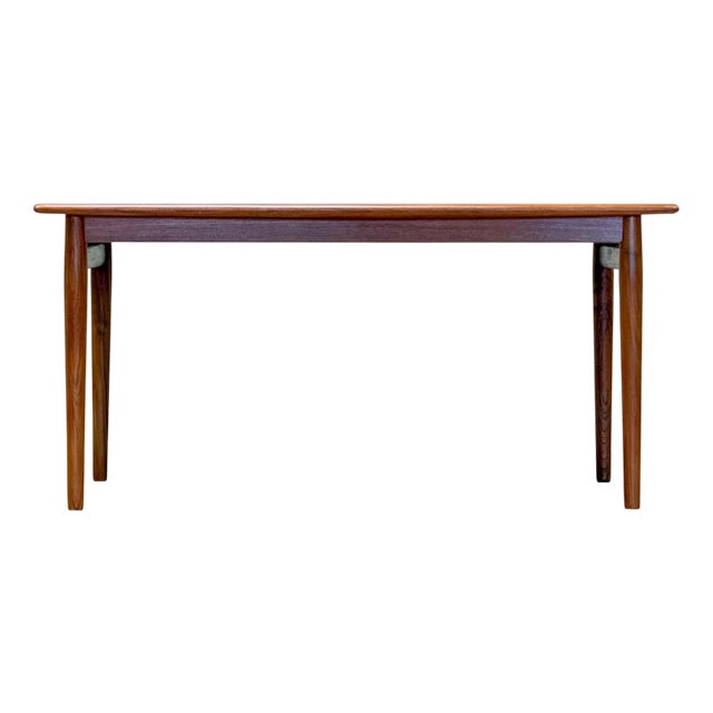 Mid-Century Modern Danish Teak Extending Dining Table by Johannes Andersen for Heals, 1960s For Sale