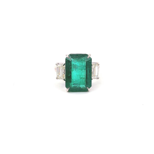 13.50 Ct Gia Certified Natural Zambian Emerald & Diamond Ring Size 7 For Sale - Image 9 of 10