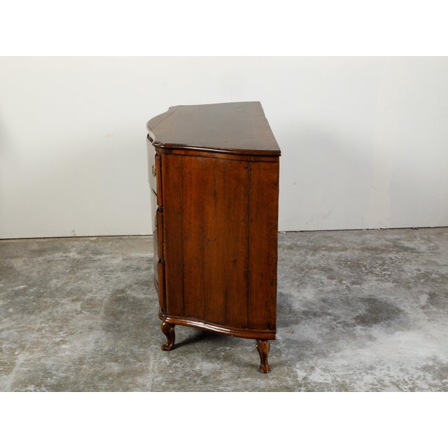 Italian 1800s Walnut Three-Drawer Serpentine Front Commode with Bronze Hardware For Sale - Image 11 of 12