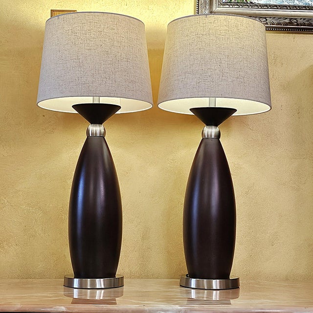 Pair of Contemporary Espresso Wood Hourglass Lamps With Brushed Nickel Accents and Linen Shades For Sale - Image 10 of 18