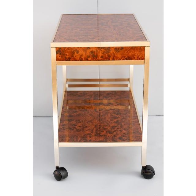 Bar cart made of walnut burl, Made in Italy, 1970s. Elegant Bar Trolley with fine walnut burl with brass-plated metal...