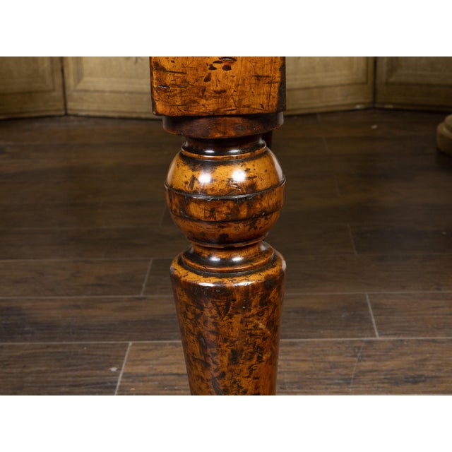 English 19th Century Mahogany Table with Green Leather Oval Top and Turned Legs For Sale - Image 4 of 12