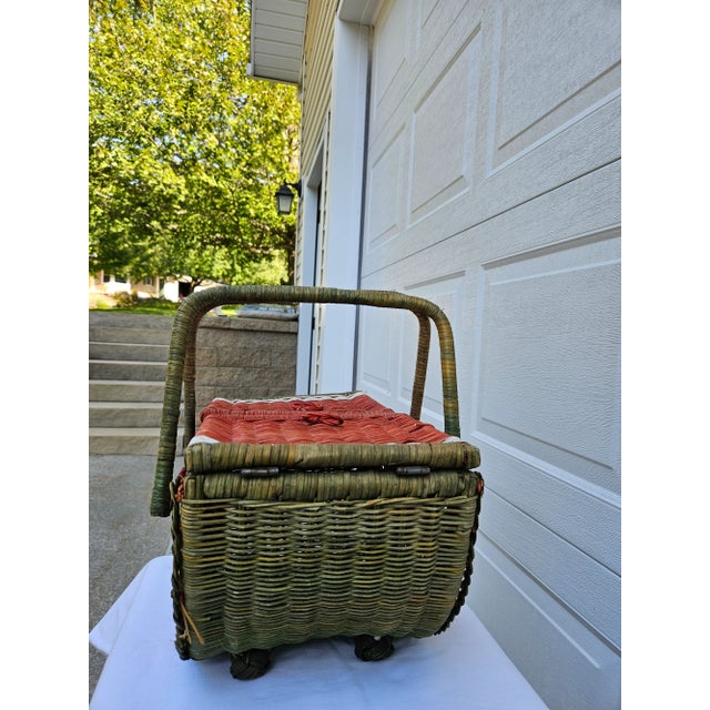 Mid-Century Modern Mid-Century Modern Wicker Watermelon Picnic Basket For Sale - Image 3 of 11