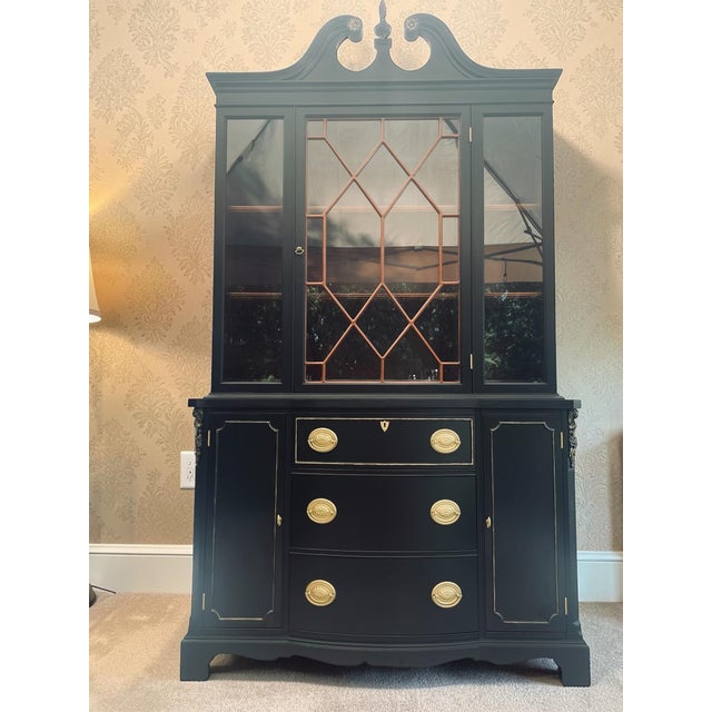 Gold Vintage Hepplewhite China Cabinet For Sale - Image 8 of 12