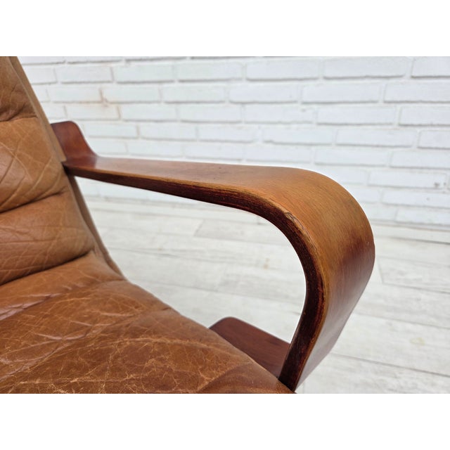 Scandinavian Highback Lounge Chair in Leather and Bentwood, 1970s For Sale - Image 6 of 18