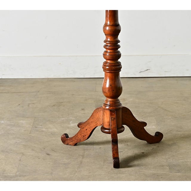 French 19th Century Walnut Pedestal Gueridon Table For Sale - Image 4 of 10