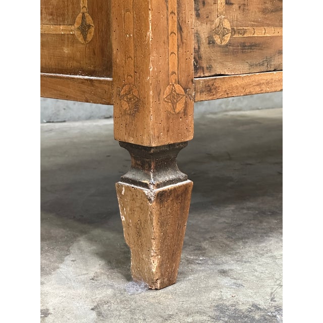Wood 19th Century Italian Neoclassical Walnut Commode Inlay 3 Drawer Chest For Sale - Image 7 of 14