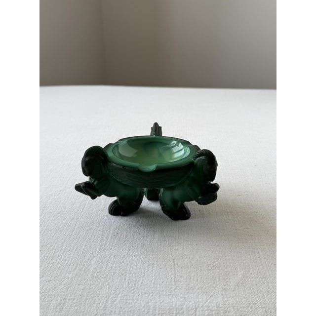Art Deco Ingrid Ashtray in Malachite Glass by Arthur Pleva for Curt Schlevogt, 1930s For Sale - Image 4 of 9