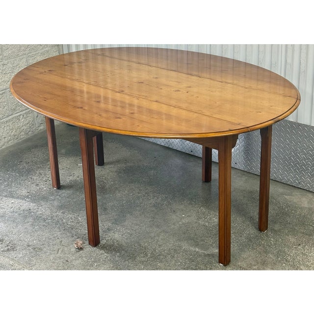 English Vintage Wright Table Company English Gateleg Yew Wood Drop Leaf Dining Table For Sale - Image 3 of 9