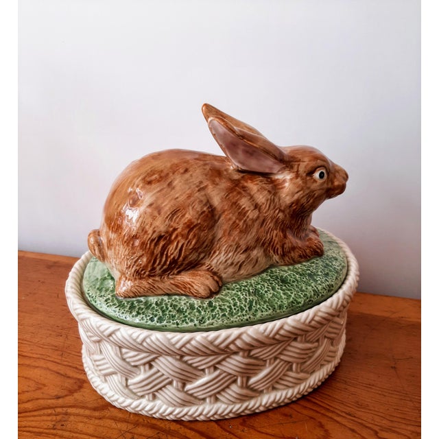 Fitz and Floyd Fitz Floyd Majolica Bunny Rabbit Tureen For Sale - Image 4 of 7