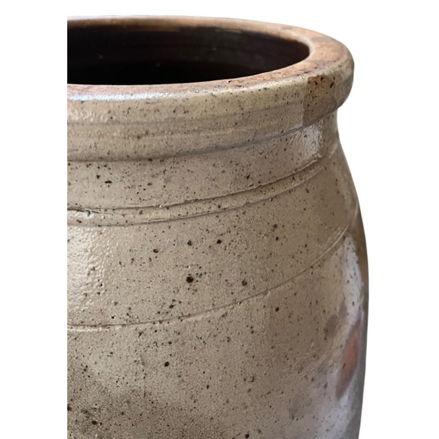 Mid 19th Century Antique 2 Gallon Salt-Glazed Stoneware Crock With Cobalt Decoration, Attributed to David Parr, c.1860–1875 For Sale - Image 5 of 9