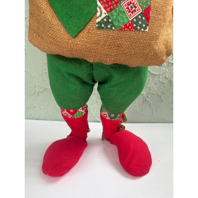 Late 20th Century Large Annalee Santa Claus Figure With Burlap Sack, 28” For Sale - Image 11 of 12