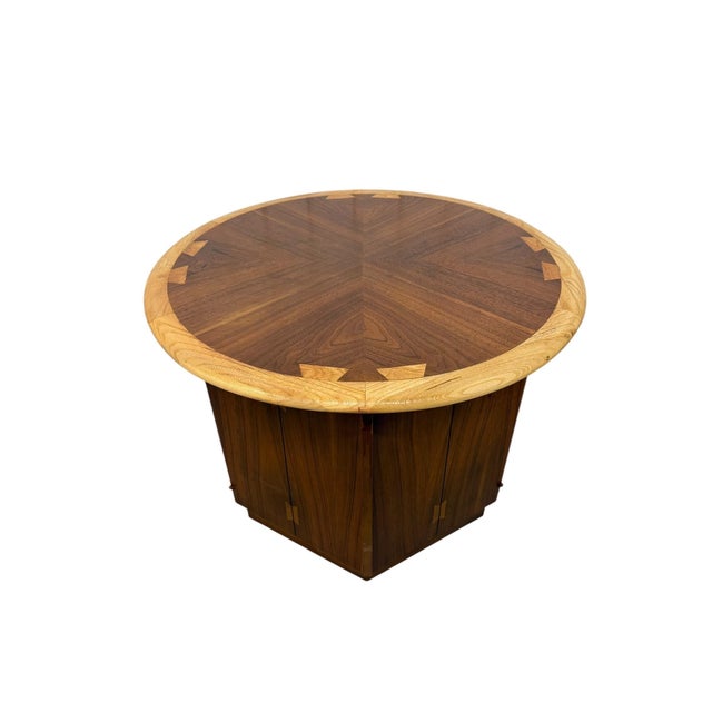 1960s Mid-Century Modern Lane Acclaim Round Walnut Side Tables - Set of 2 - Refinished For Sale - Image 5 of 8