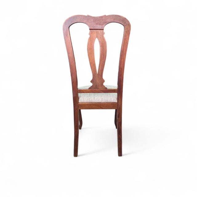 Queen Anne Chairs in Mahogany, Set of 6 For Sale - Image 4 of 9