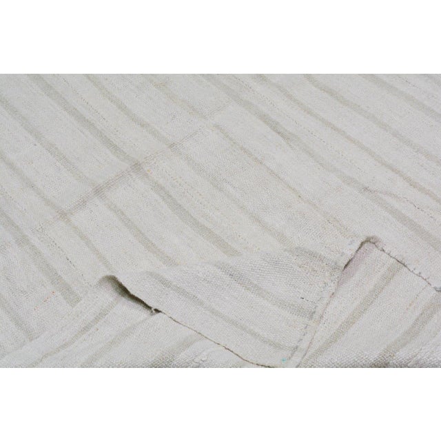 Vintage Turkish Flatweave Hemp Rug, 4'2''x5'7'' For Sale - Image 4 of 4