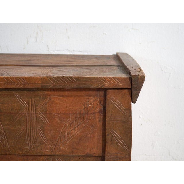 Antique Carved Trunk in Pine Wood, Romania, 1900 For Sale - Image 8 of 11