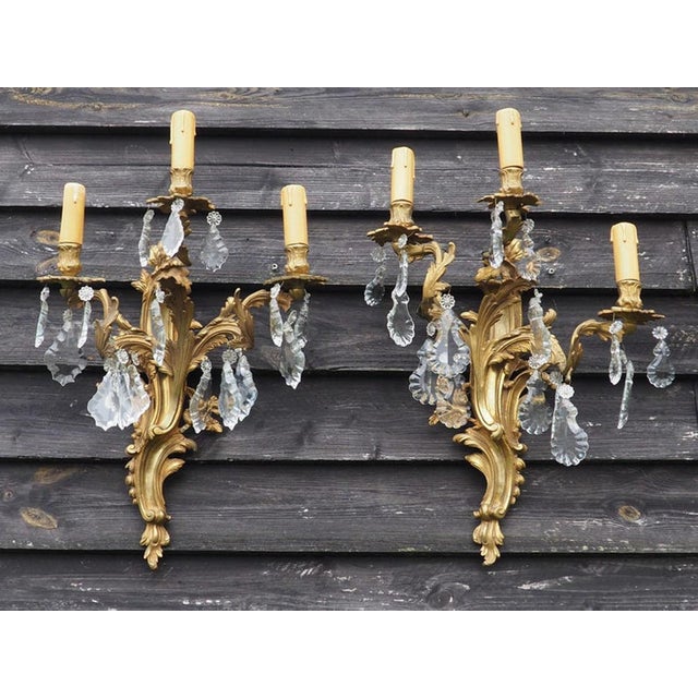 Vintage Louis XV Romantic French Bronze Wall Sconces Crystal Lighting, 1950s, Set of 2 For Sale - Image 10 of 10