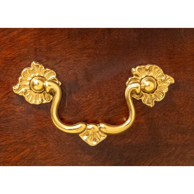 Brown Stickley Three-Door Mahogany Chippendale Style Breakfront For Sale - Image 8 of 18