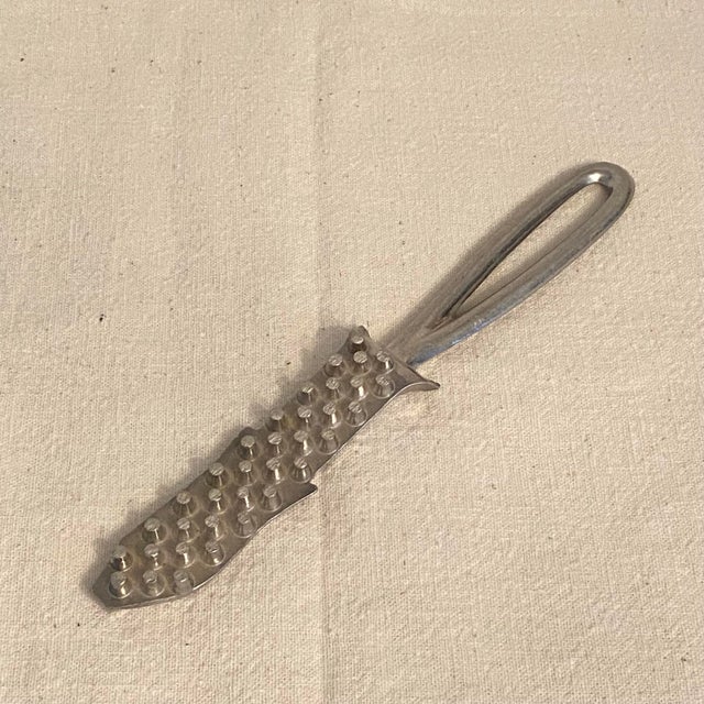 Cast Aluminum Fish Scaler For Sale - Image 4 of 6