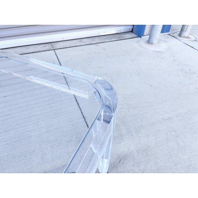 1970s Mid-Century Square Lucite Coffee Table by Les Prismatiques For Sale - Image 13 of 13