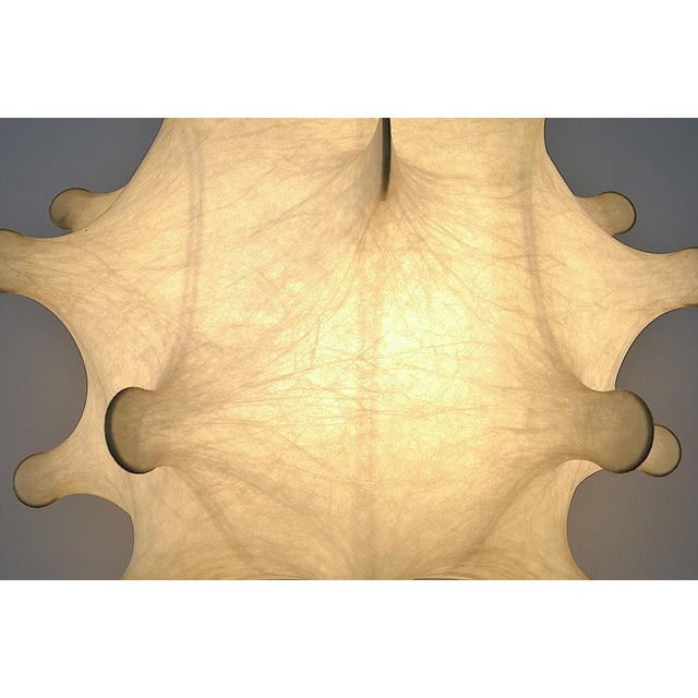 Beige Cocoon Lamp attributed to Achille & Giacomo Castiglioni, 1960s For Sale - Image 8 of 9