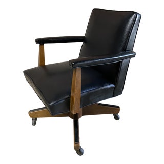 Daubman Executive Swiveling Desk Chair For Sale