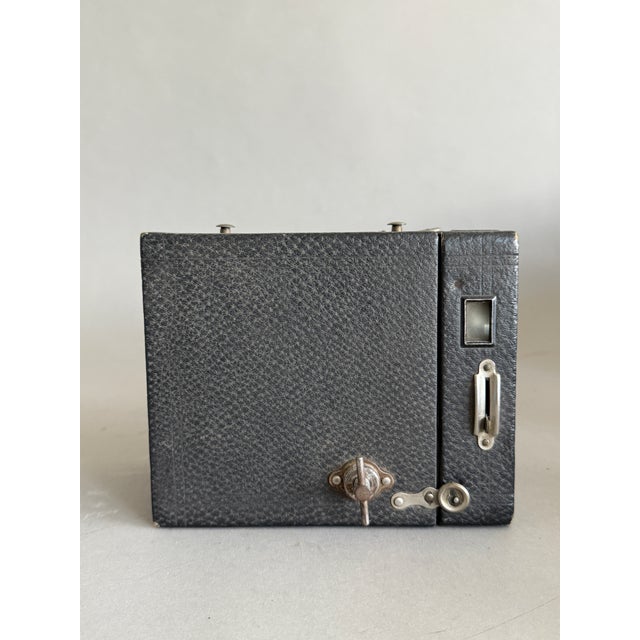Eastman Kodak Antique Kodak Black Brownie No 2a Box Camera For Sale - Image 4 of 11