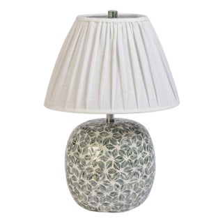 Yaya Flower Green Capiz Shell Table Lamp For Sale