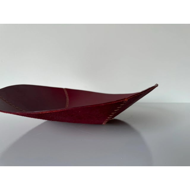 1980s 1980's Vintage Baseball Ball - Shape Red Leather Bowl / Dish For Sale - Image 5 of 12