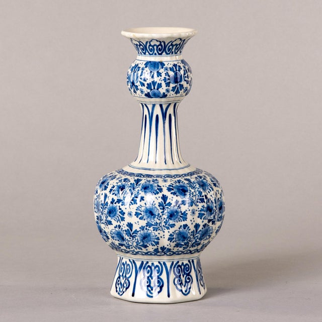 Traditional 19th Century Dutch Delft Blue and White Garlic Neck Vase For Sale - Image 3 of 11