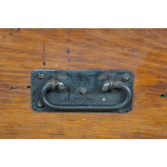 Antique Primitive Pine Blanket Chest Steamer Storage Trunk Coffee Table Dovetail For Sale - Image 15 of 18