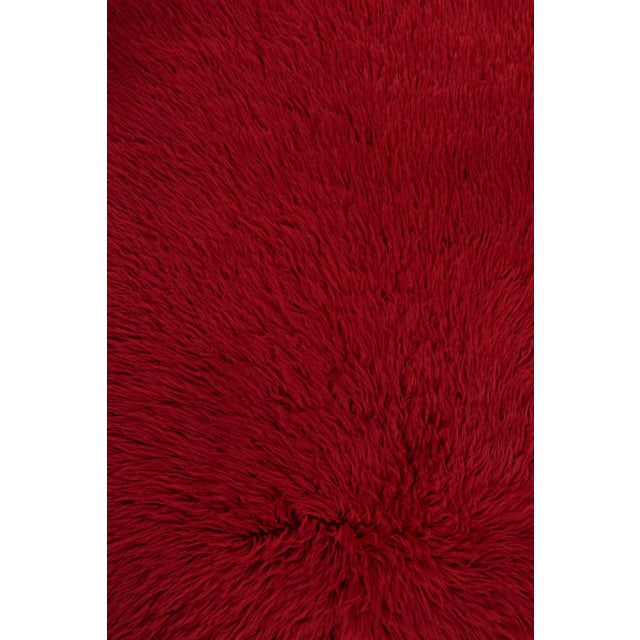 Traditional Vintage Turkish Tulu Rug, Bold Red With Soft Pile - Rug & Kilim For Sale - Image 3 of 7
