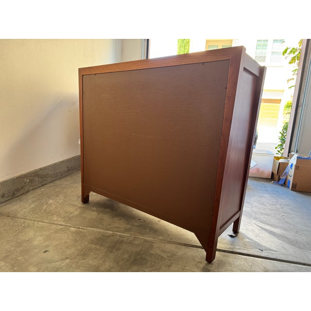 Brown Vintage Baker Furniture Burl and Mahogany Chest With Slate Top – Postmodern / Art Deco Influence For Sale - Image 8 of 10