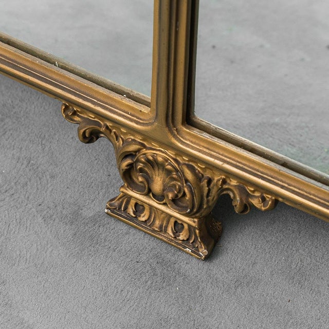 1950s wall mirror. Gold-leaf wooden frame. Good condition, with signs of wear. See photos.