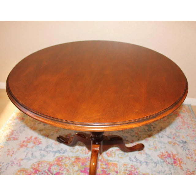 American 1980s Drexel Heritage Furnishings Inc. Vintage Barker Bros Tilt Table For Sale - Image 3 of 12