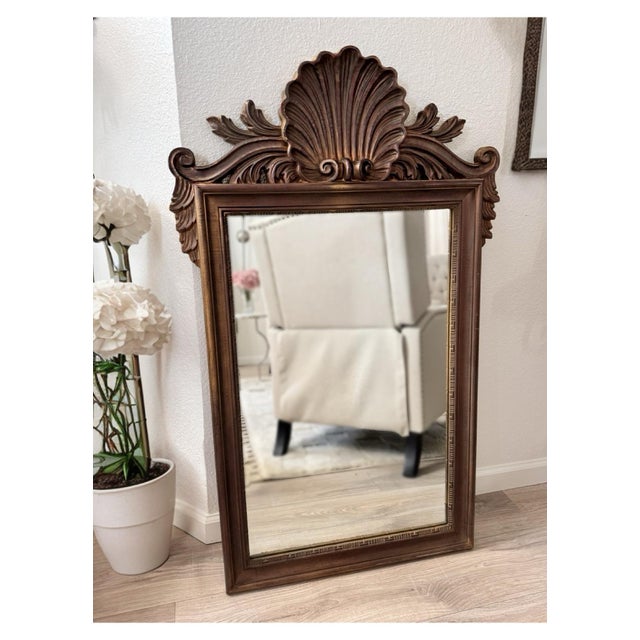 Hollywood Regency Vintage Mid-Century Italian Hollywood Regency Carved Shell Top Wall Mirror La Barge For Sale - Image 3 of 7