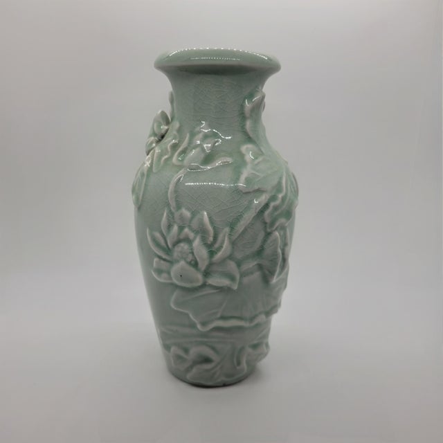 Vintage Celadon Green Crackle Glaze Porcelain Lotus Frog Relief Vase 9 Inch For Sale - Image 4 of 10