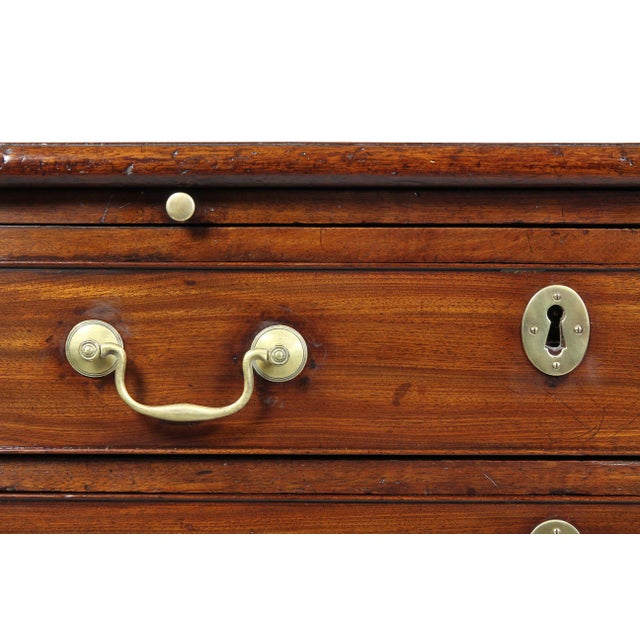 Late 18th Century George III Mahogany Bachelors Chest of Drawers For Sale - Image 4 of 10