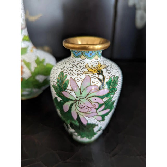 Metal 1980s Chinese 'Zi Jen Cheng' Cloisonne Vases - Set of 3 For Sale - Image 7 of 12
