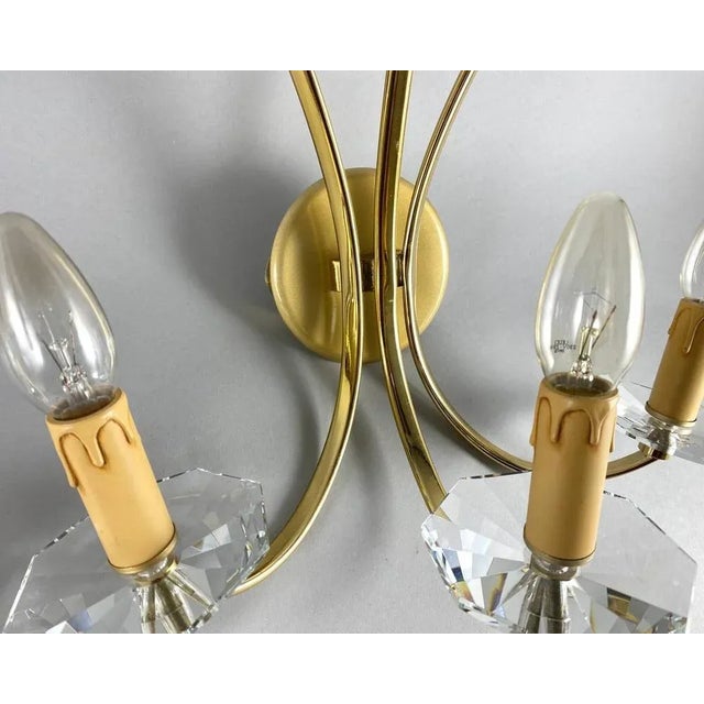 Metal Vintage Wall Lamps in Gilt Brass and Crystal, Set of 2 For Sale - Image 7 of 10