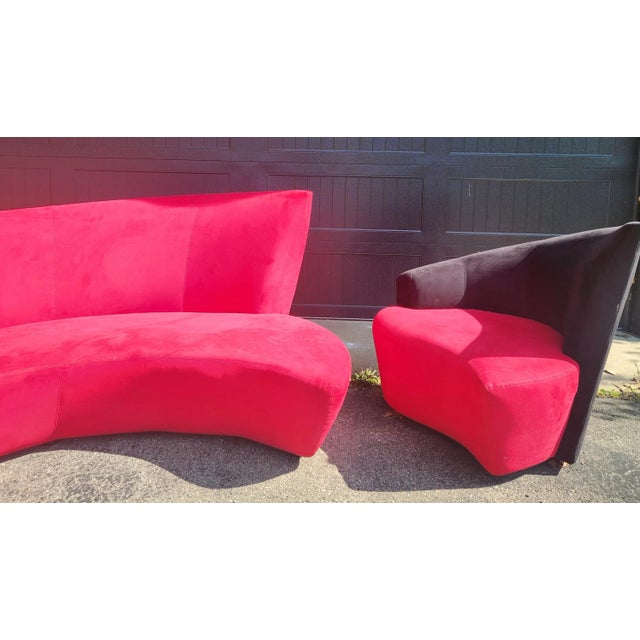 Postmodern 1980s Styled after Vladimir Kagan for Preview Red and Black Bilboa Sofa With Side Swivel Chair For Sale - Image 3 of 5
