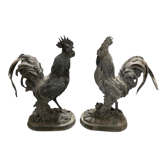 Pair of Mid-20th Century Vintage Cast Iron Rooster Garden Statues For Sale